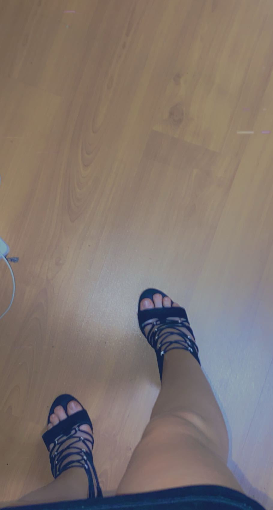 @FeetFantasy