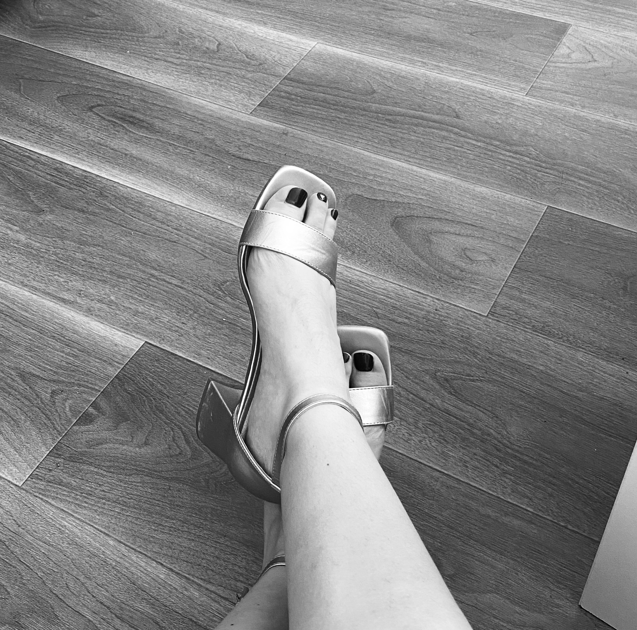 @Shokifeet