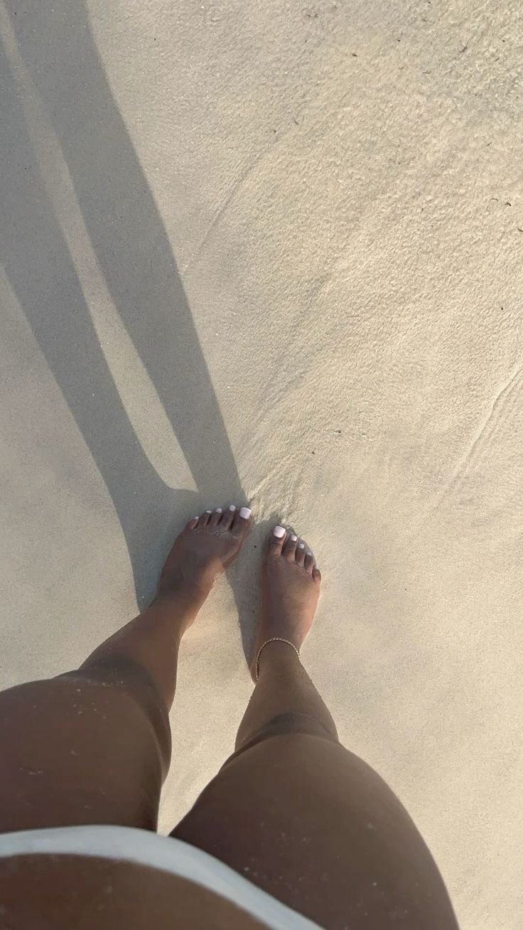 @Solarrfeet